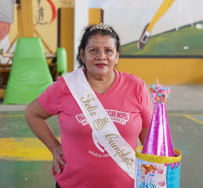 Bailoterapia une a Santa Lucía: más que ejercicio, una familia de bienestar