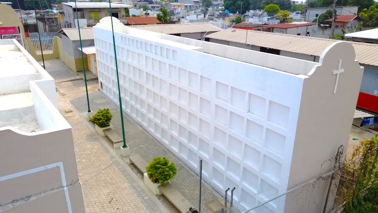Santa Lucía concluye el cuerpo de bóvedas IV del Cementerio Rafaela Párraga Segura